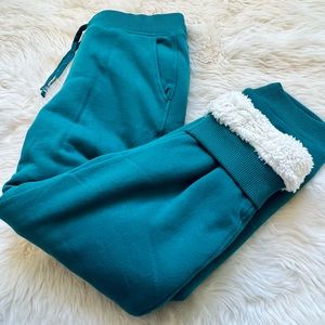 LL Bean Sherpa Lined Lounge Pants